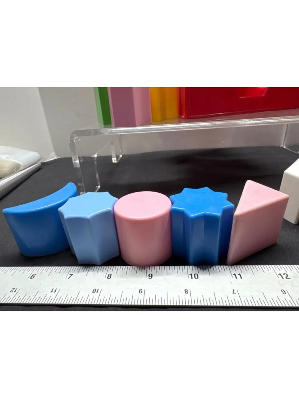 Shape Sorting Cube Toy With 18 Colorful Blocks For Early Learning & Development - Picture 3 of 11